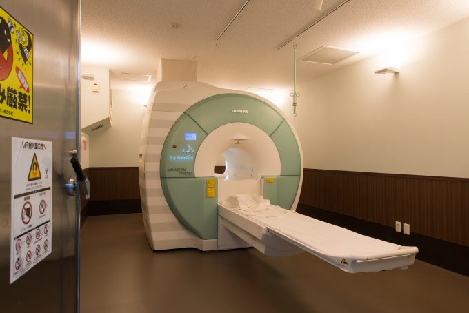つるみ脳神経外科のMRI