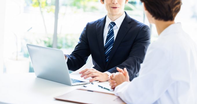 クリニックの医療法人化の打ち合わせ