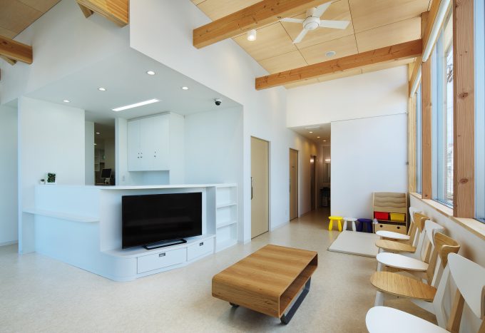 ほりファミリー歯科 待合室