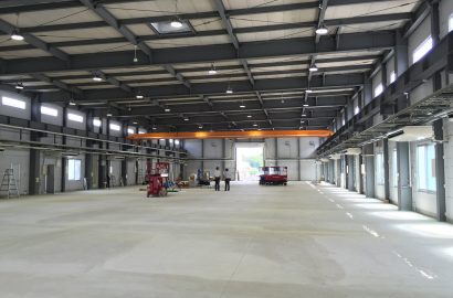 新工場の立ち上げ工事