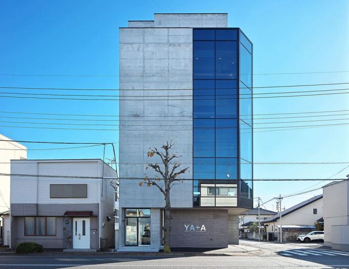 オフィスビルリノベーションの外観事例