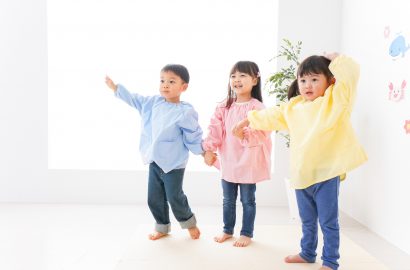 【2025年最新】インクルーシブ保育とは？統合保育との違い・メリットデメリットをわかりやすく解説