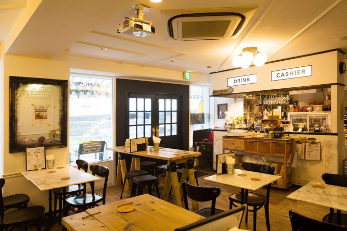 店舗付き住宅のリノベーション事例　カフェ